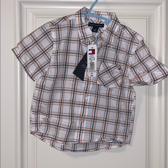 NWT Tommy Hilfiger plaid button down shirt - Picture 1 of 3